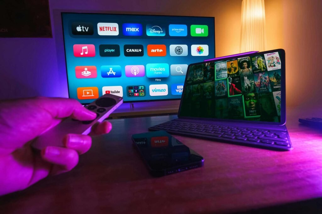 IPTV Streaming Forklaret – Sådan Virker Det (2026)